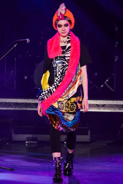 Look 36